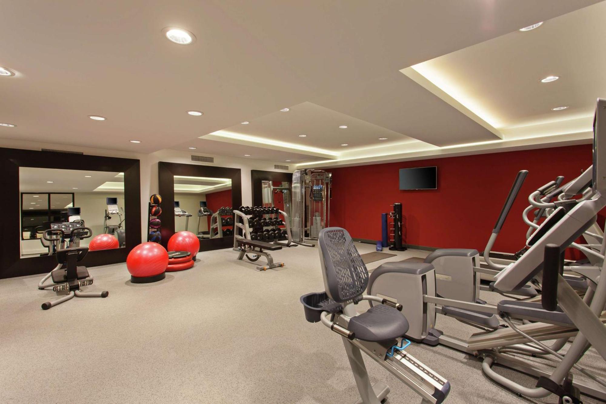 Hilton Garden Inn Irvine/Orange County Airport Dış mekan fotoğraf
