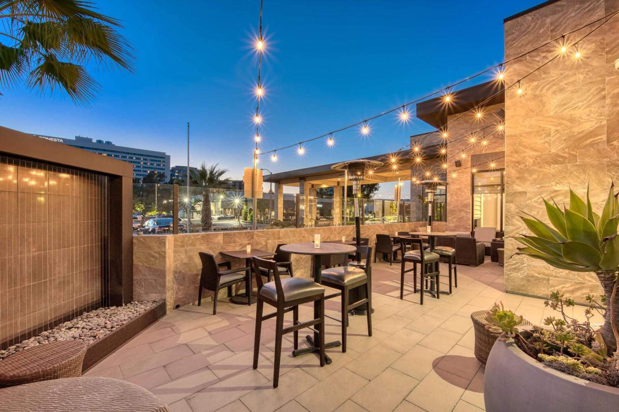 Hilton Garden Inn Irvine/Orange County Airport Dış mekan fotoğraf